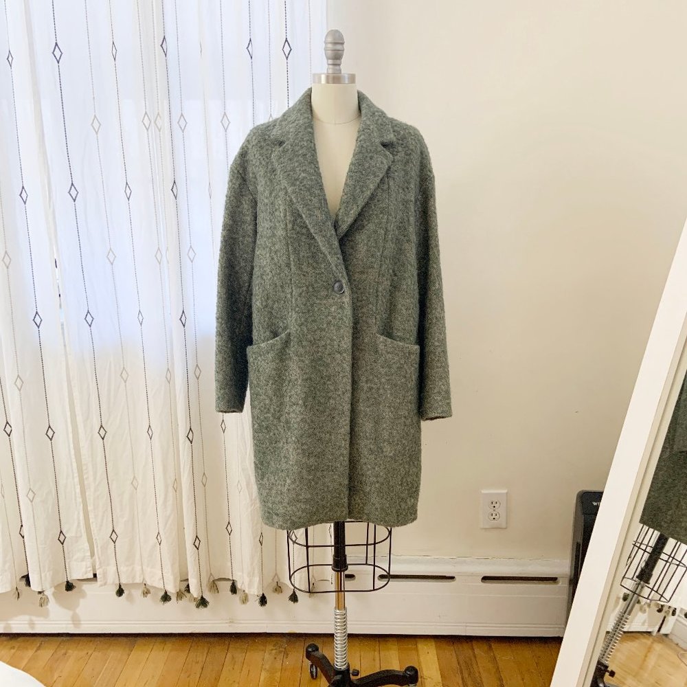 Pomandere wool coat